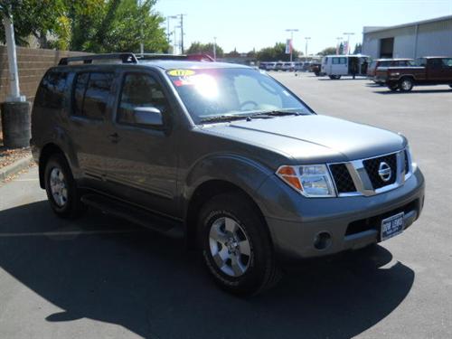 Nissan Pathfinder 2007 photo 1