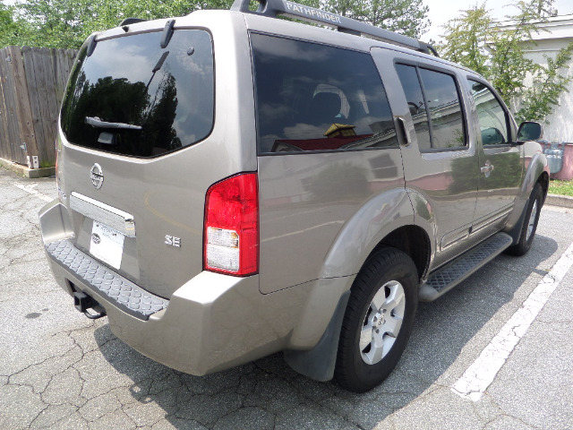 Nissan Pathfinder 2007 photo 17