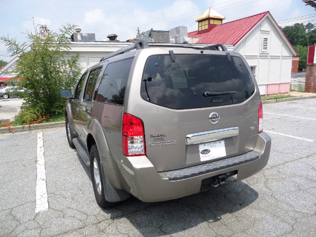 Nissan Pathfinder 2007 photo 22