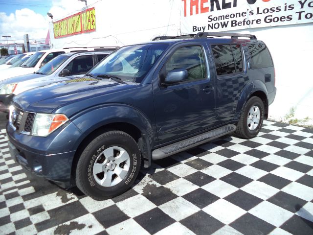 Nissan Pathfinder 2007 photo 1