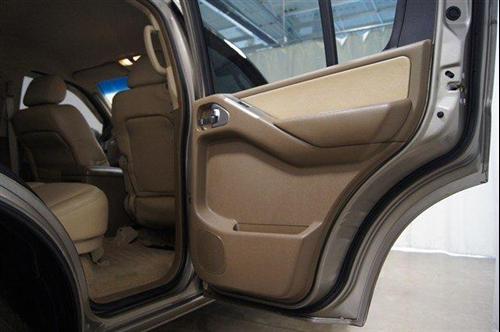 Nissan Pathfinder 2007 photo 1