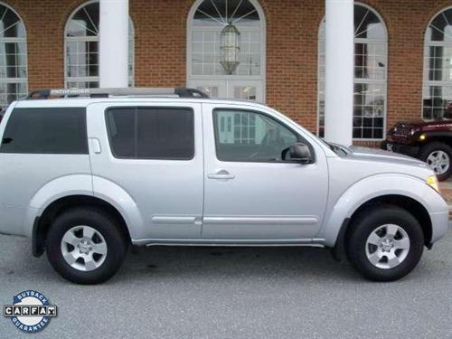 Nissan Pathfinder 2007 photo 2