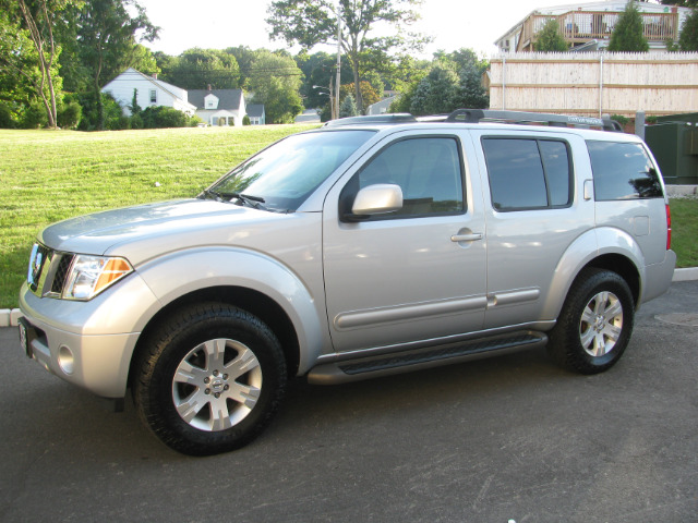 Nissan Pathfinder 2007 photo 4