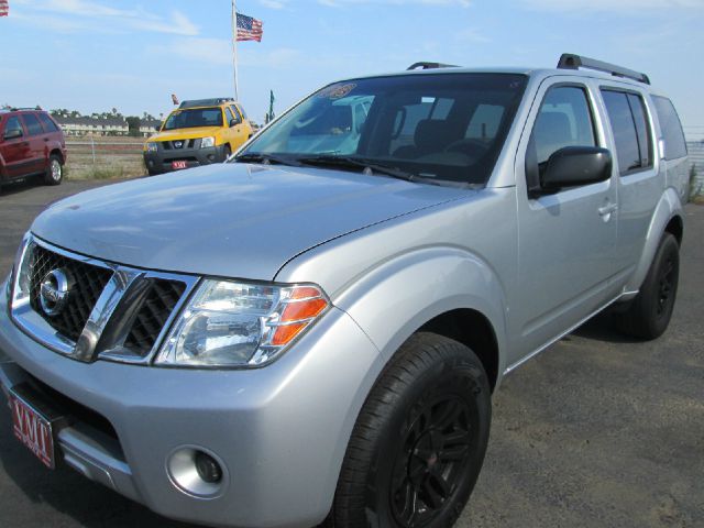 Nissan Pathfinder 2008 photo 1