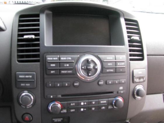 Nissan Pathfinder 2008 photo 2