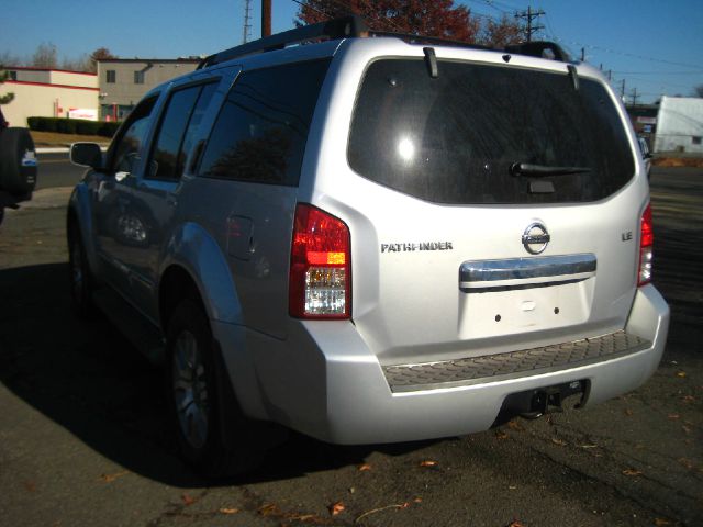 Nissan Pathfinder 2008 photo 3