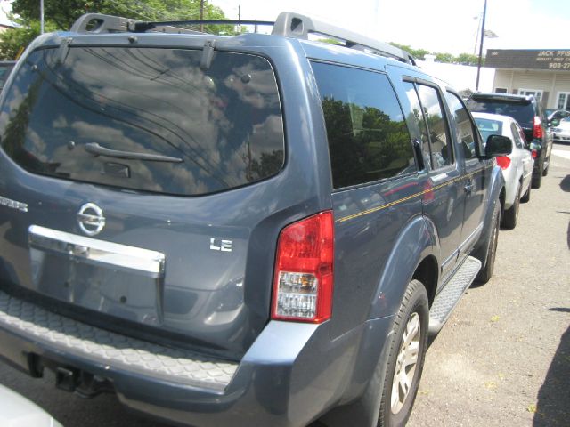 Nissan Pathfinder 2008 photo 4