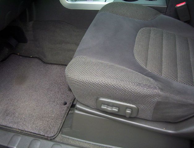 Nissan Pathfinder 2008 photo 22