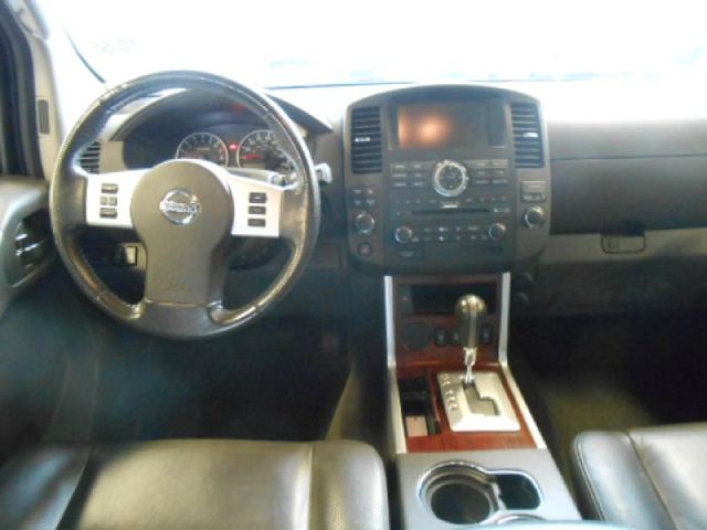 Nissan Pathfinder 2008 photo 2
