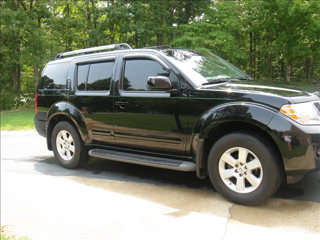 Nissan Pathfinder 2008 photo 2