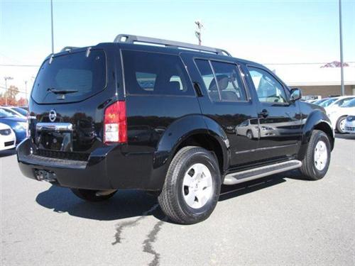 Nissan Pathfinder 2010 photo 2