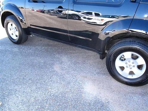 Nissan Pathfinder 2010 photo 3