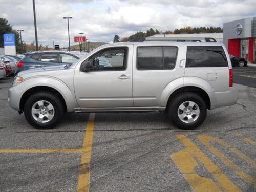 Nissan Pathfinder 2010 photo 2