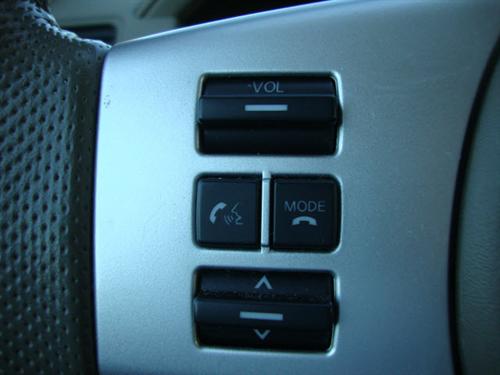 Nissan Pathfinder 2010 photo 2