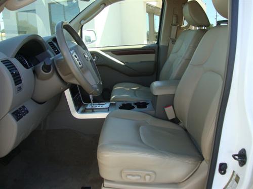 Nissan Pathfinder 2010 photo 4