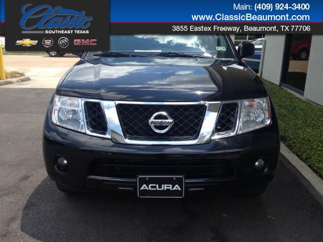 Nissan Pathfinder 2011 photo 4