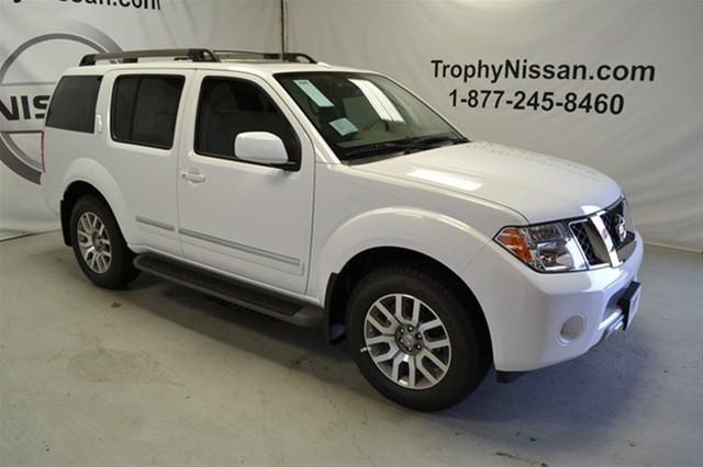 Nissan Pathfinder X Sport Utility