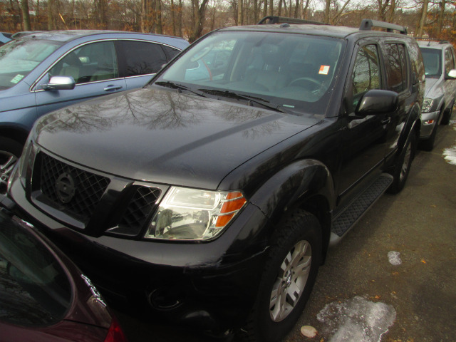 Nissan Pathfinder 2011 photo 2