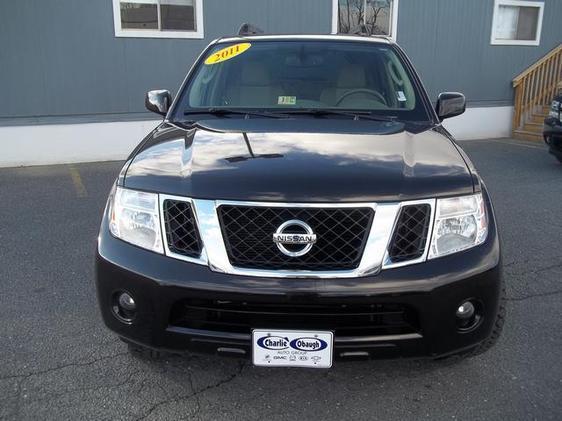 Nissan Pathfinder 2011 photo 18