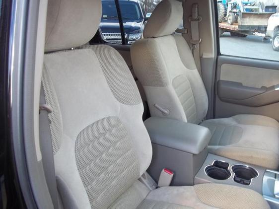 Nissan Pathfinder 2011 photo 23