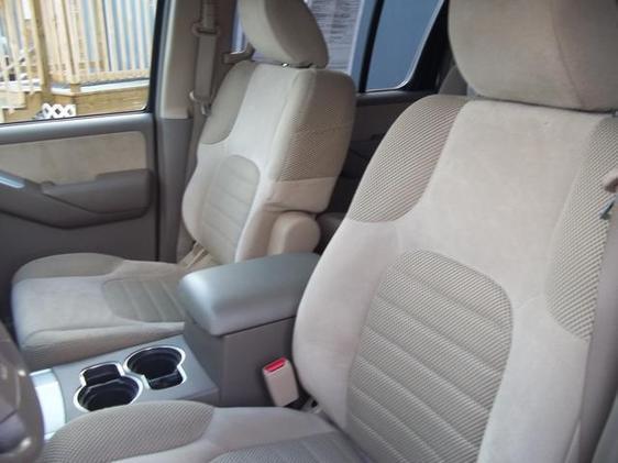 Nissan Pathfinder 2011 photo 5