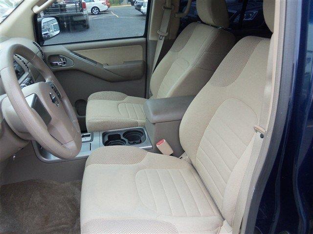 Nissan Pathfinder 2011 photo 10