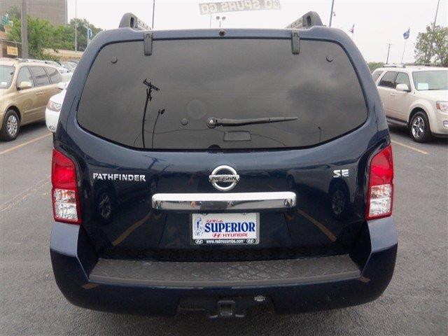 Nissan Pathfinder 2011 photo 13
