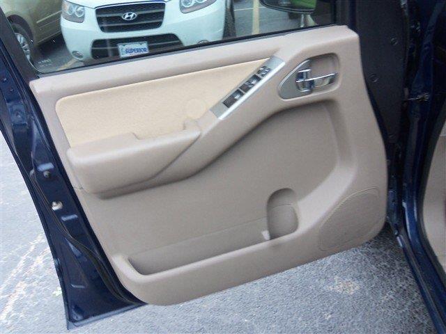 Nissan Pathfinder 2011 photo 2