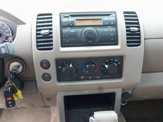 Nissan Pathfinder 2011 photo 5
