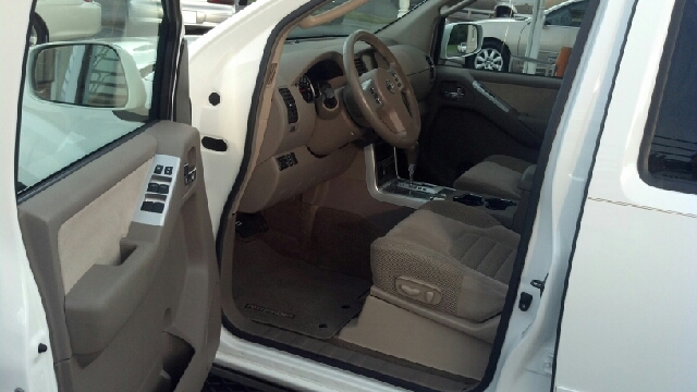 Nissan Pathfinder 2011 photo 1