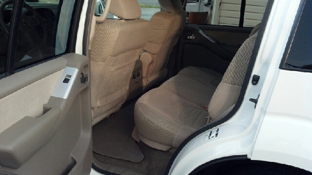Nissan Pathfinder 2011 photo 4