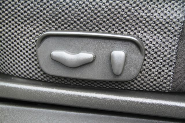 Nissan Pathfinder 2011 photo 20