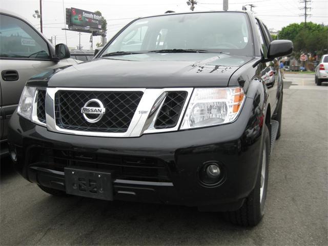 Nissan Pathfinder 2011 photo 2