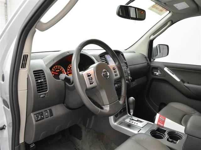 Nissan Pathfinder 2012 photo 1