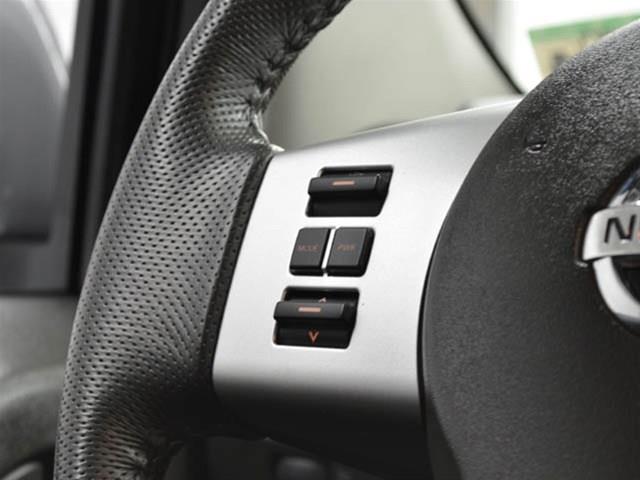 Nissan Pathfinder 2012 photo 18