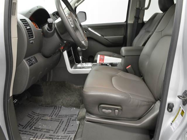Nissan Pathfinder 2012 photo 45