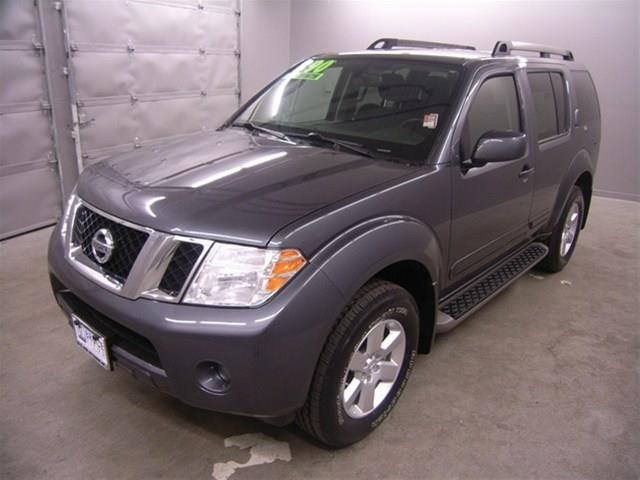 Nissan Pathfinder 2012 photo 2