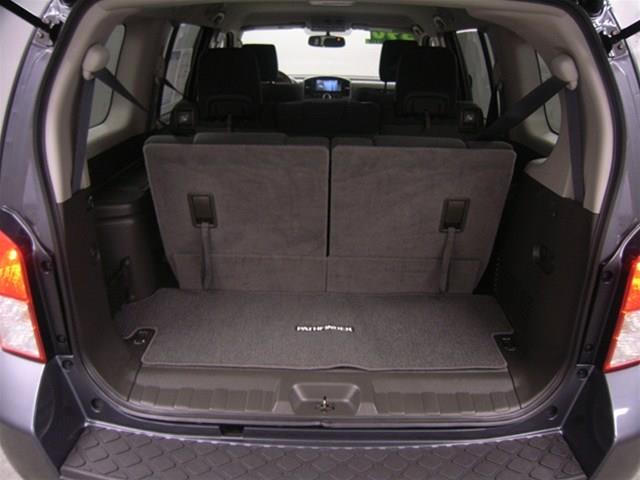 Nissan Pathfinder 2012 photo 6