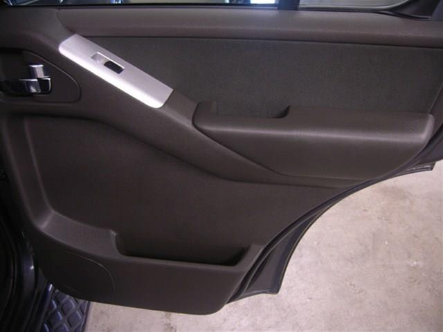 Nissan Pathfinder 2012 photo 9