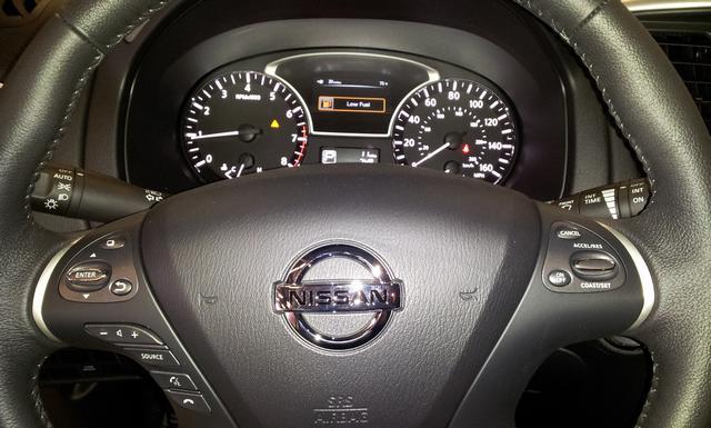 Nissan Pathfinder 2013 photo 6