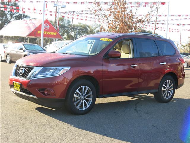 Nissan Pathfinder 2013 photo 3