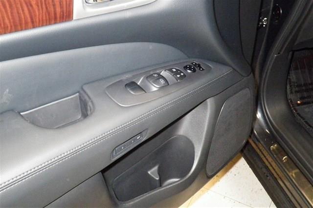 Nissan Pathfinder 2013 photo 12