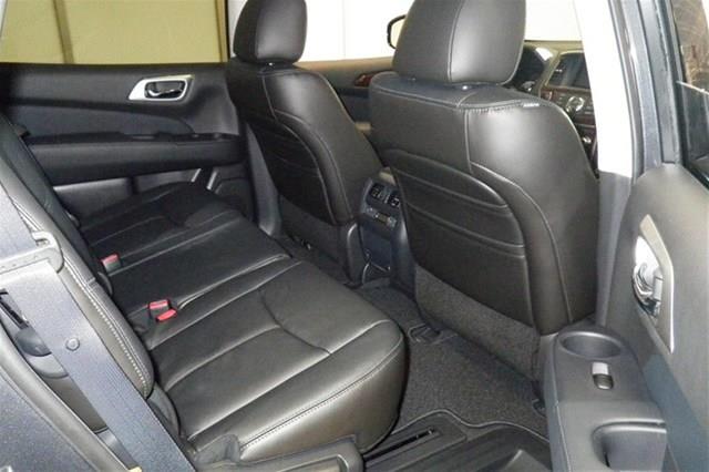 Nissan Pathfinder 2013 photo 16