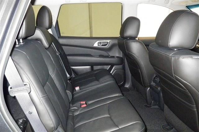 Nissan Pathfinder 2013 photo 2