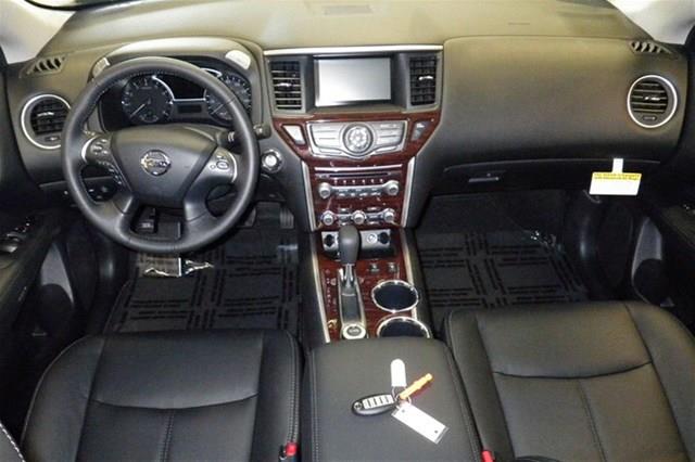 Nissan Pathfinder 2013 photo 22