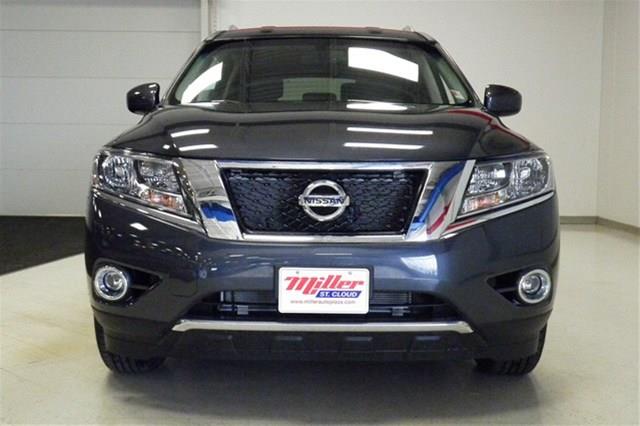Nissan Pathfinder 2013 photo 38