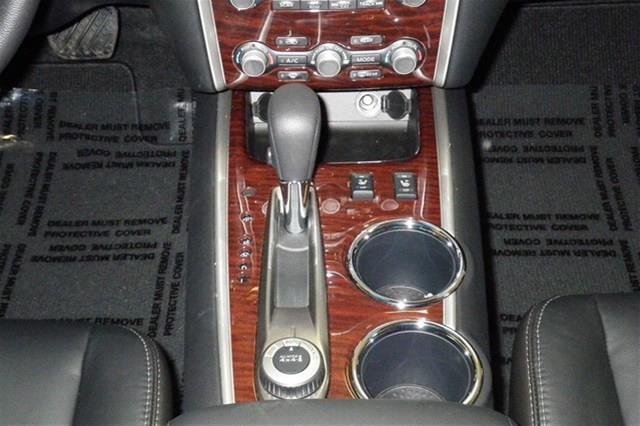 Nissan Pathfinder 2013 photo 9