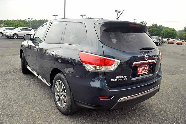 Nissan Pathfinder 2013 photo 4