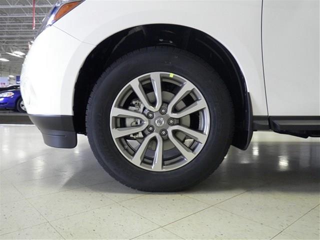 Nissan Pathfinder 2013 photo 15