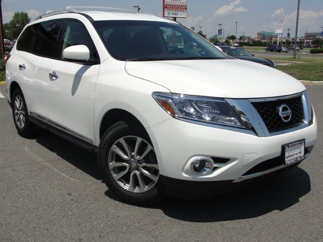 Nissan Pathfinder 2013 photo 4